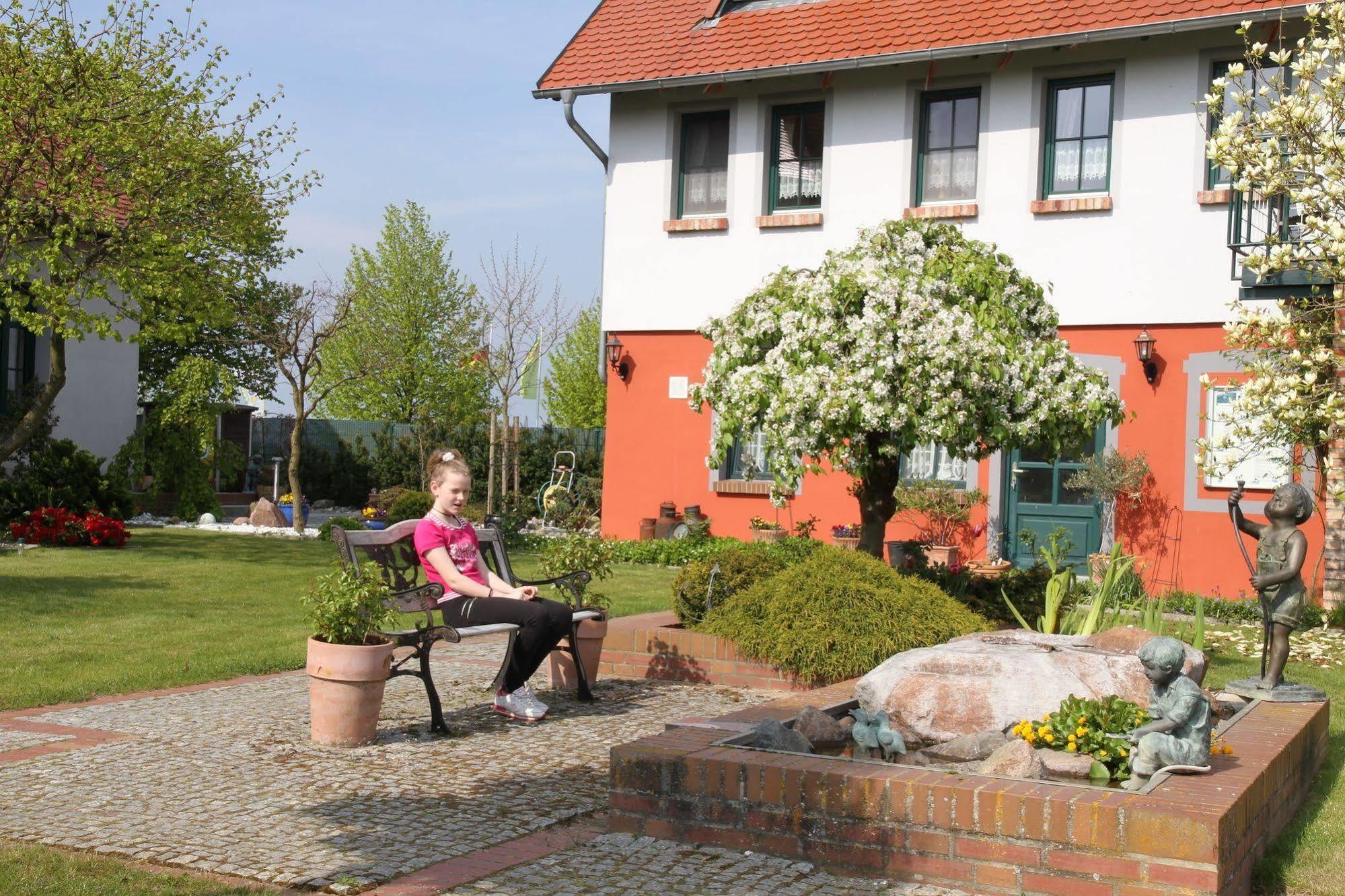 Ferienwohnanlage Alte Molkerei Apartment Rankwitz ภายนอก รูปภาพ